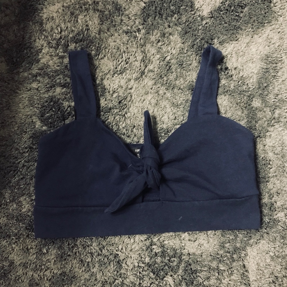 Forever 21 blue crop top